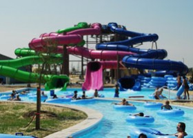 Raging Waves Waterpark